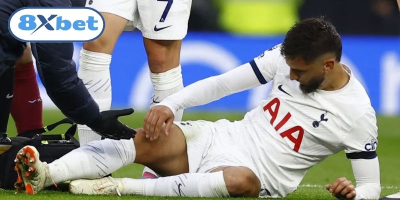 De Zerbi cần giải quyết vấn đề lực lượng trước trận derby London